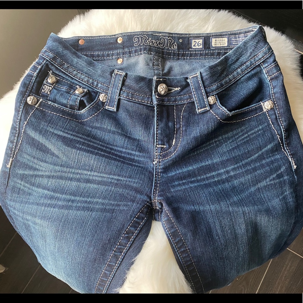 Mid-Rise Easy Boot Jean